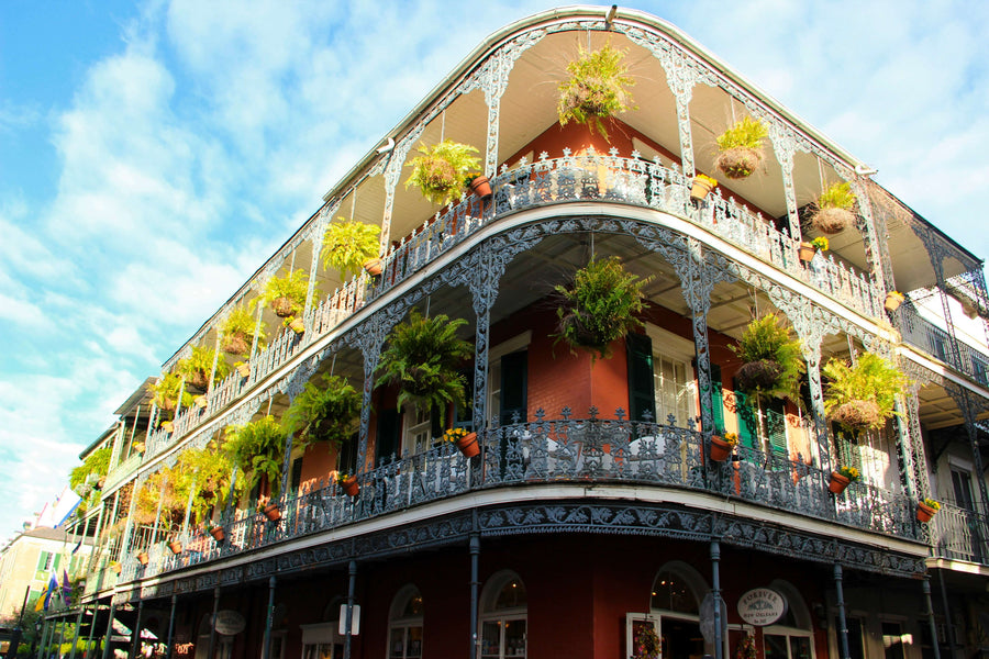 Daytime image of a concrete building in New Orleans, Louisiana|Daytime image of a concrete building in New Orleans, Louisiana|